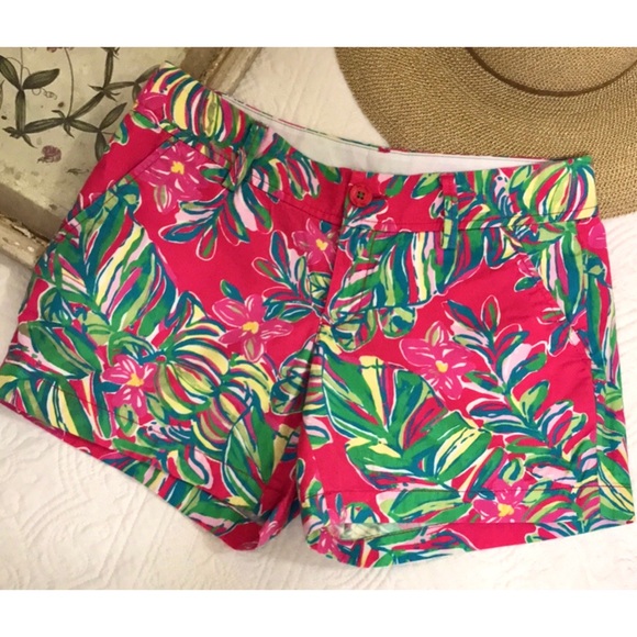 Lilly Pulitzer Tropical Print Callahan Short - Picture 10 of 16